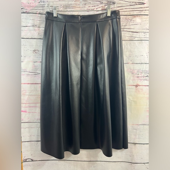 NWT ASOS Design Leather Look Full Midi Skirt with Box Pleats Size 6 - Picture 3 of 13